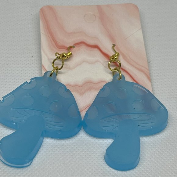 Handmade resin Mushroom Earrings - Picture 6 of 9